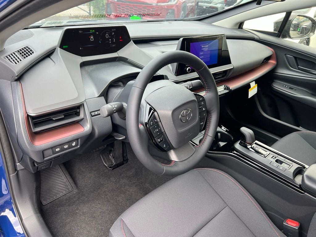 2027 Toyota Prius Plug-in Hybrid SE
