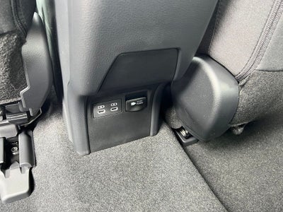 2027 Toyota Prius Plug-in Hybrid SE