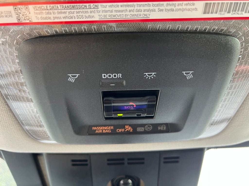 2027 Toyota Prius Plug-in Hybrid SE