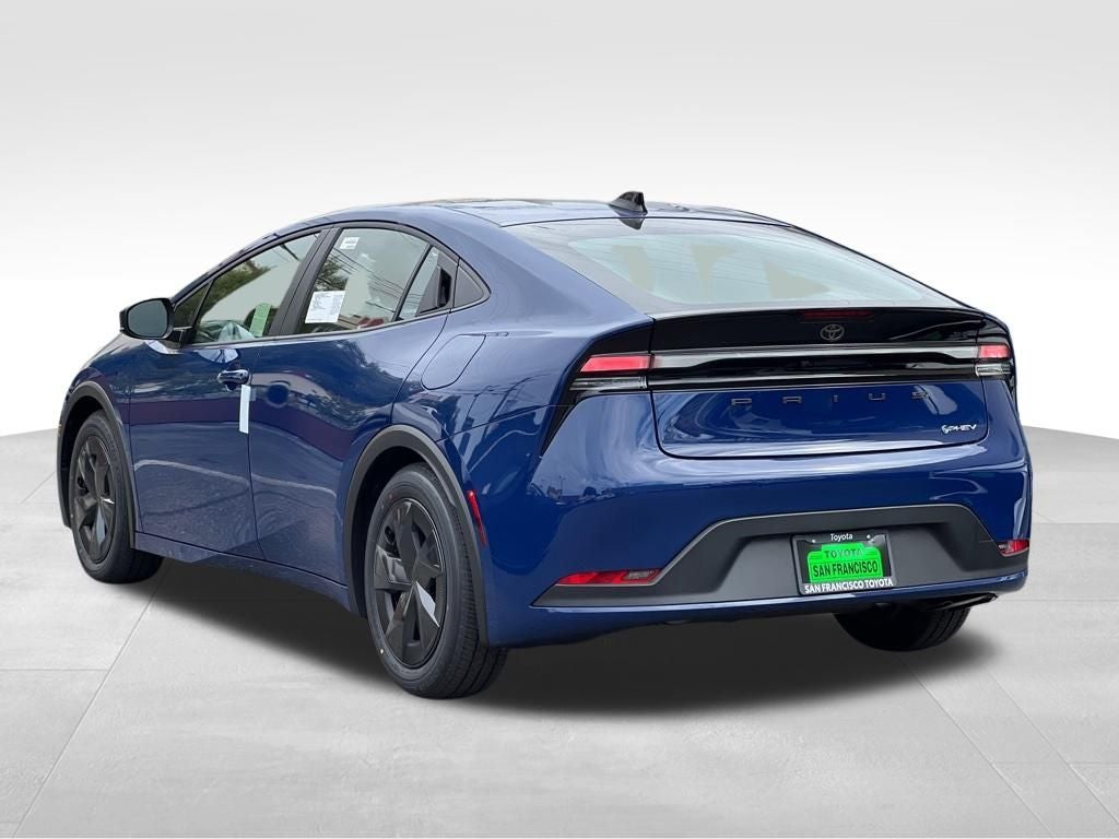 2027 Toyota Prius Plug-in Hybrid SE