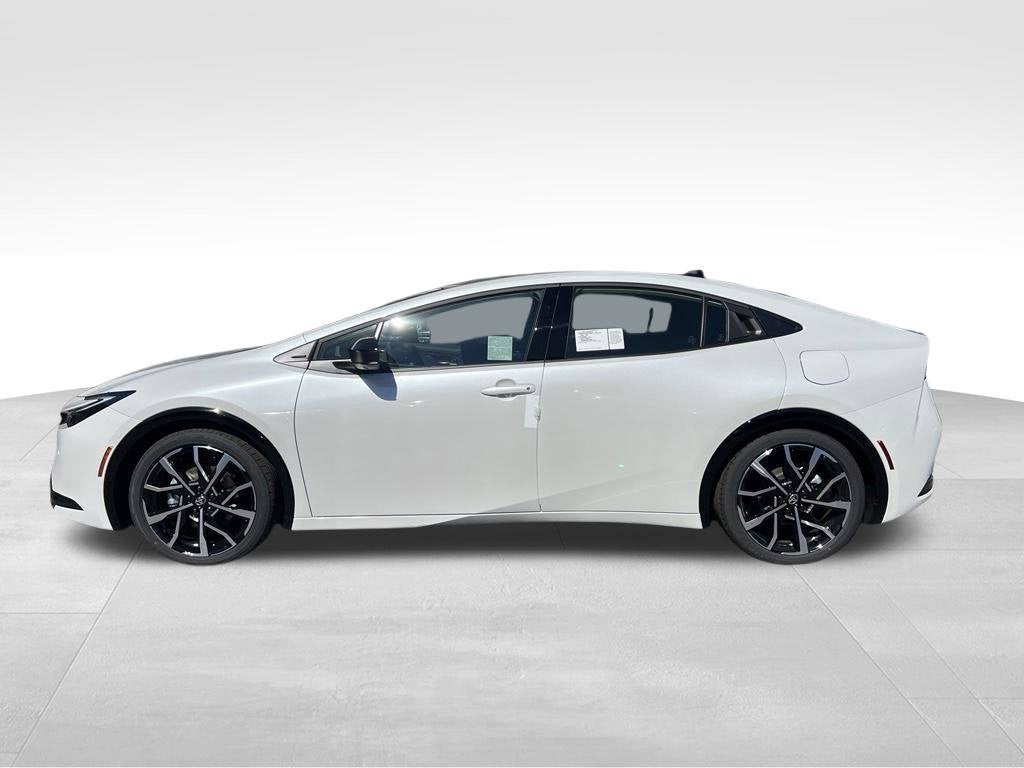 2027 Toyota Prius Plug-in Hybrid XSE Premium
