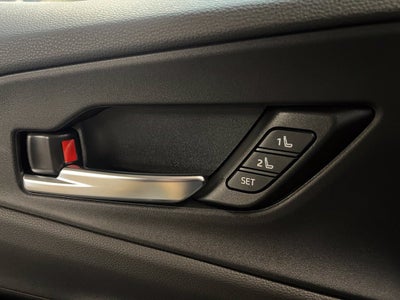 2027 Toyota Prius Plug-in Hybrid XSE Premium