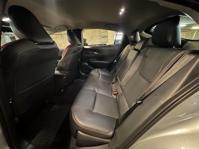 2027 Toyota Prius Plug-in Hybrid XSE Premium