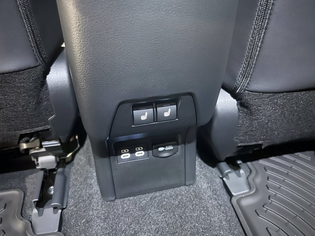 2027 Toyota Prius Plug-in Hybrid XSE Premium