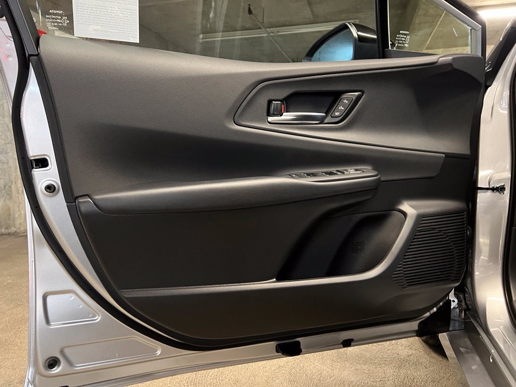 2027 Toyota Prius Plug-in Hybrid XSE Premium