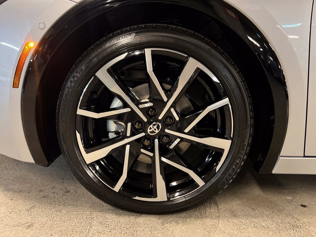 2027 Toyota Prius Plug-in Hybrid XSE Premium