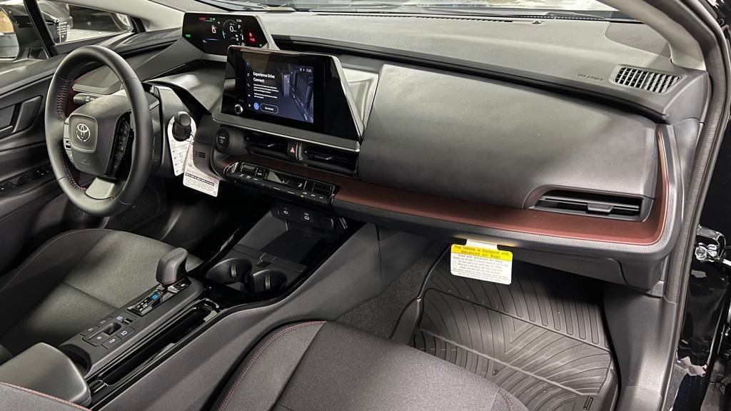 2026 Toyota Prius Plug-in Hybrid SE