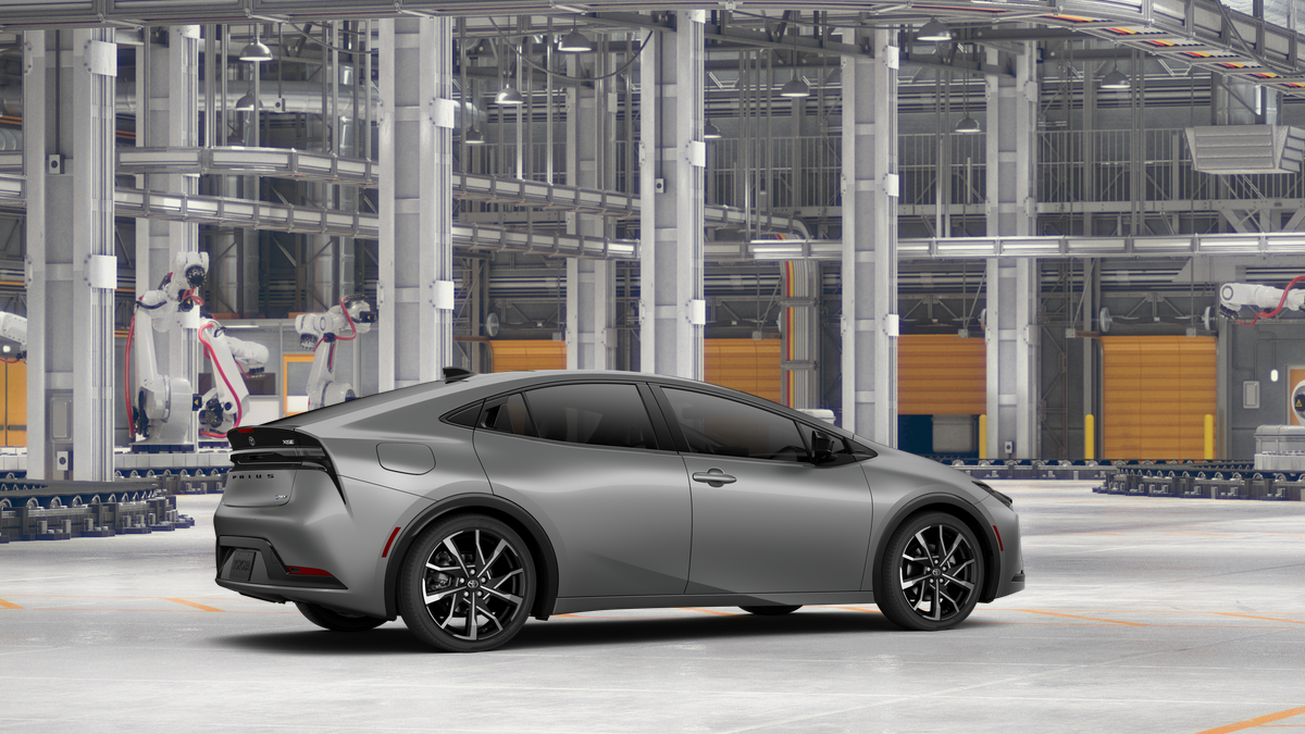 2027 Toyota Prius Plug-in Hybrid XSE Premium