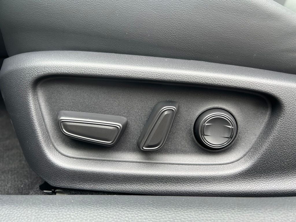 2027 Toyota Prius Limited AWD