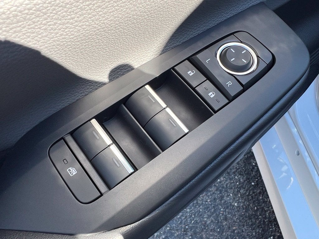 2027 Toyota Prius Limited AWD