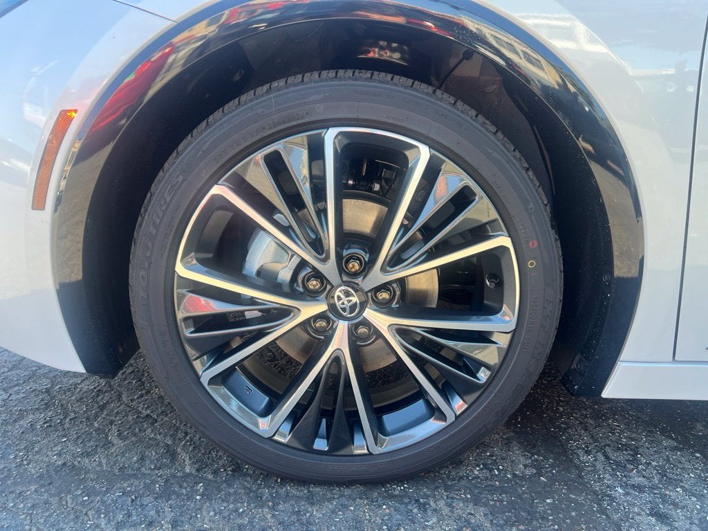 2027 Toyota Prius Limited AWD