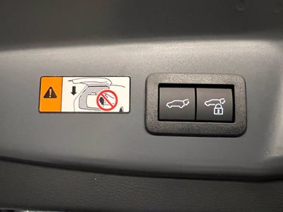 2027 Toyota Prius Limited AWD