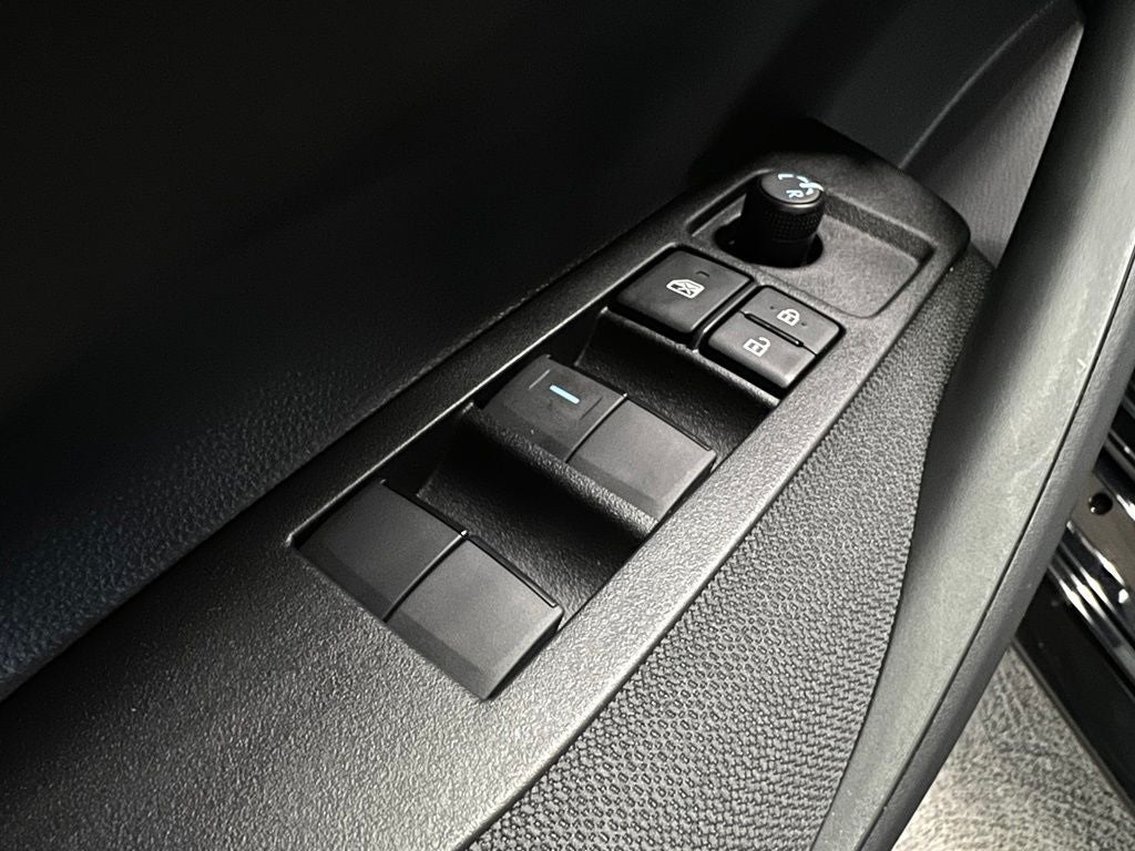 2026 Toyota Corolla Hybrid SE AWD