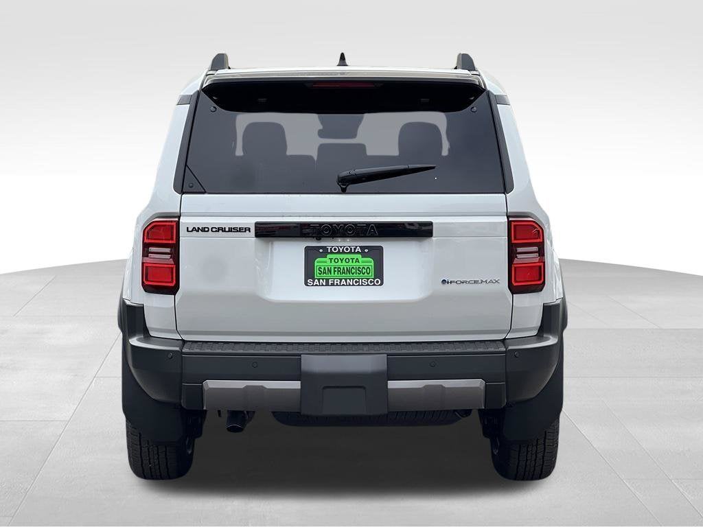 2027 Toyota Land Cruiser Base