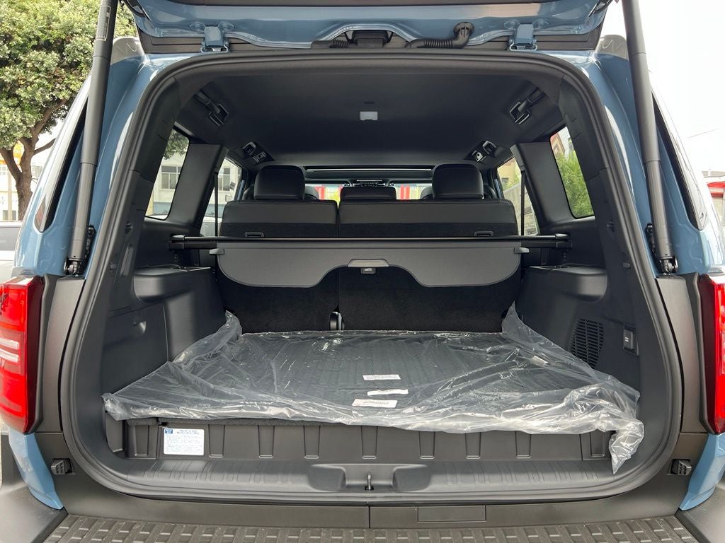 2027 Toyota Land Cruiser Base