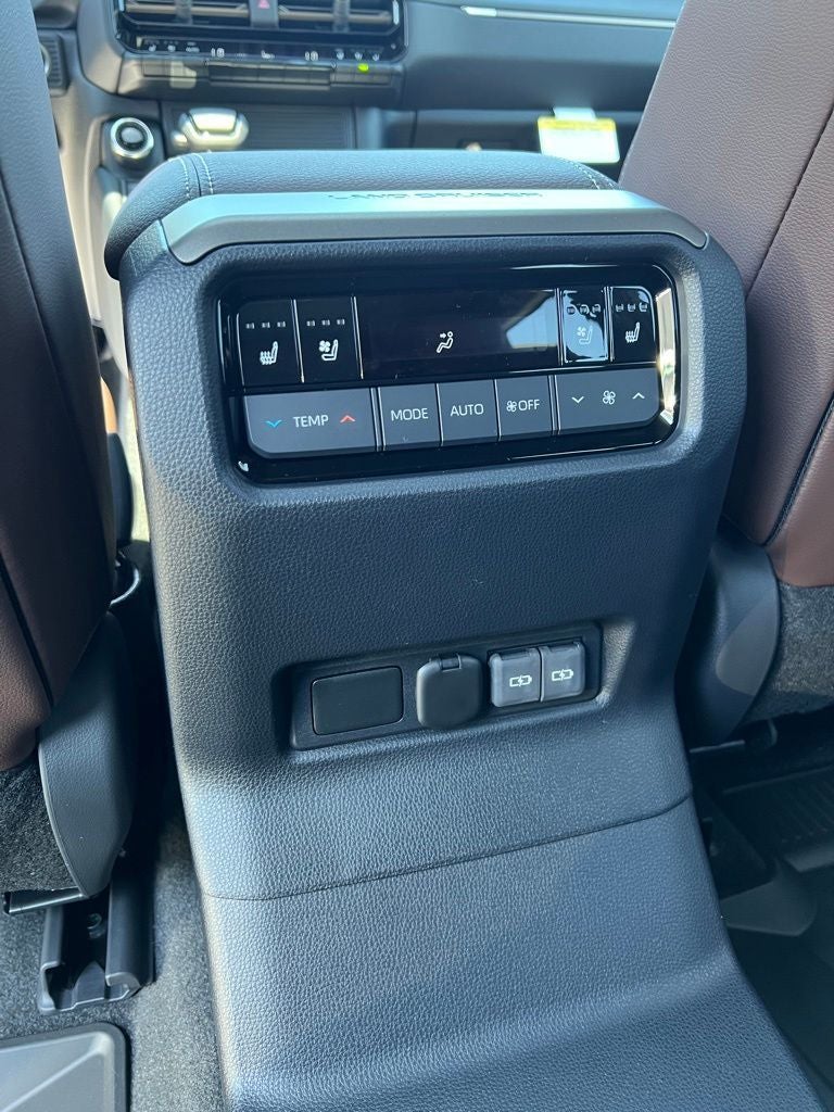 2027 Toyota Land Cruiser Base