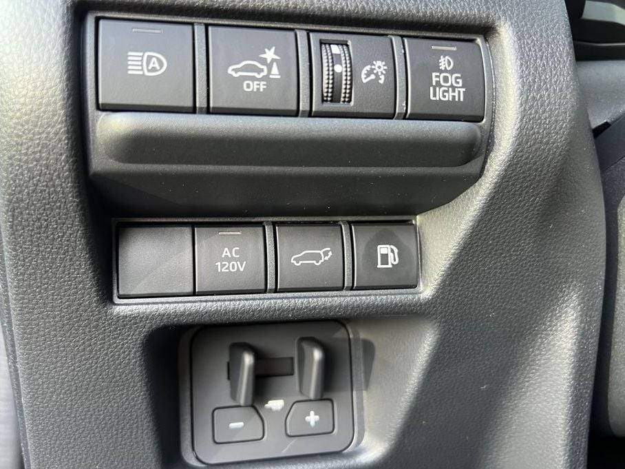 2026 Toyota Land Cruiser Base