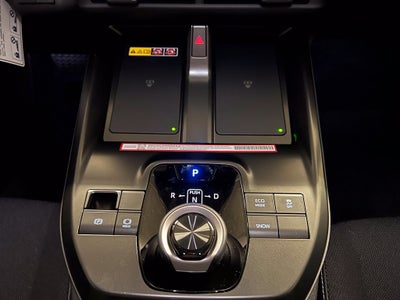 2027 Toyota C-HR SE