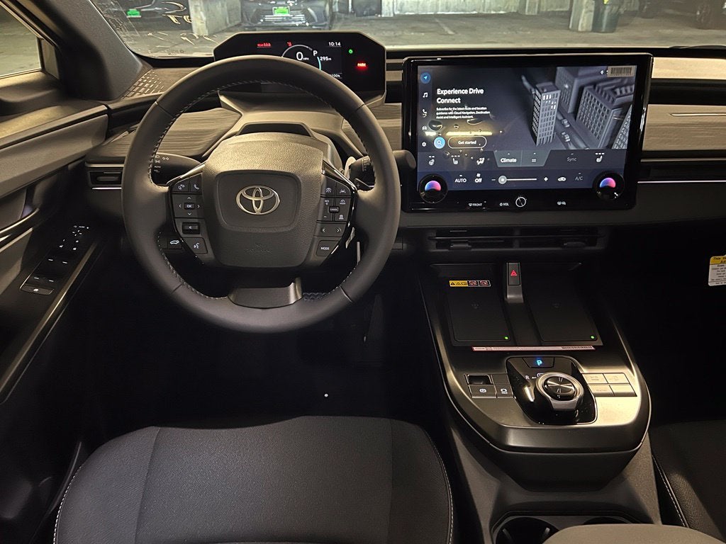 2027 Toyota C-HR SE