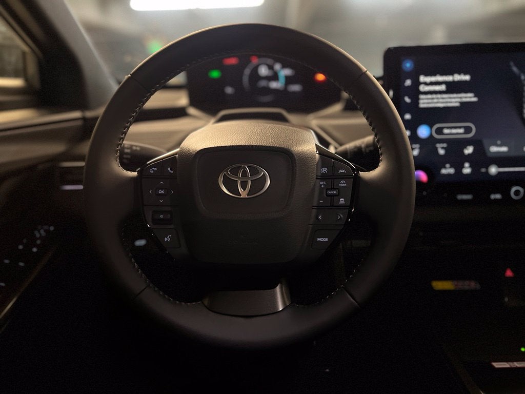 2027 Toyota C-HR SE