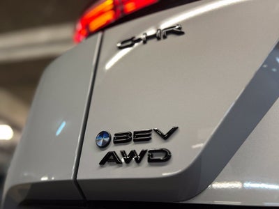 2027 Toyota C-HR SE