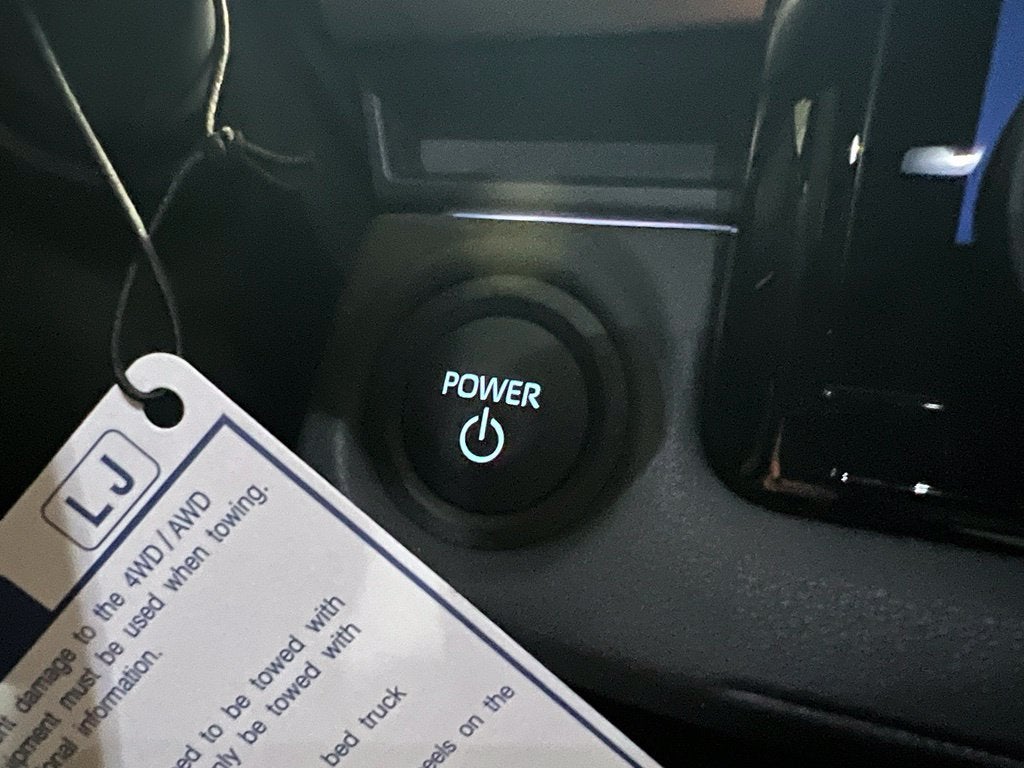 2027 Toyota C-HR SE