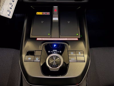 2027 Toyota C-HR SE