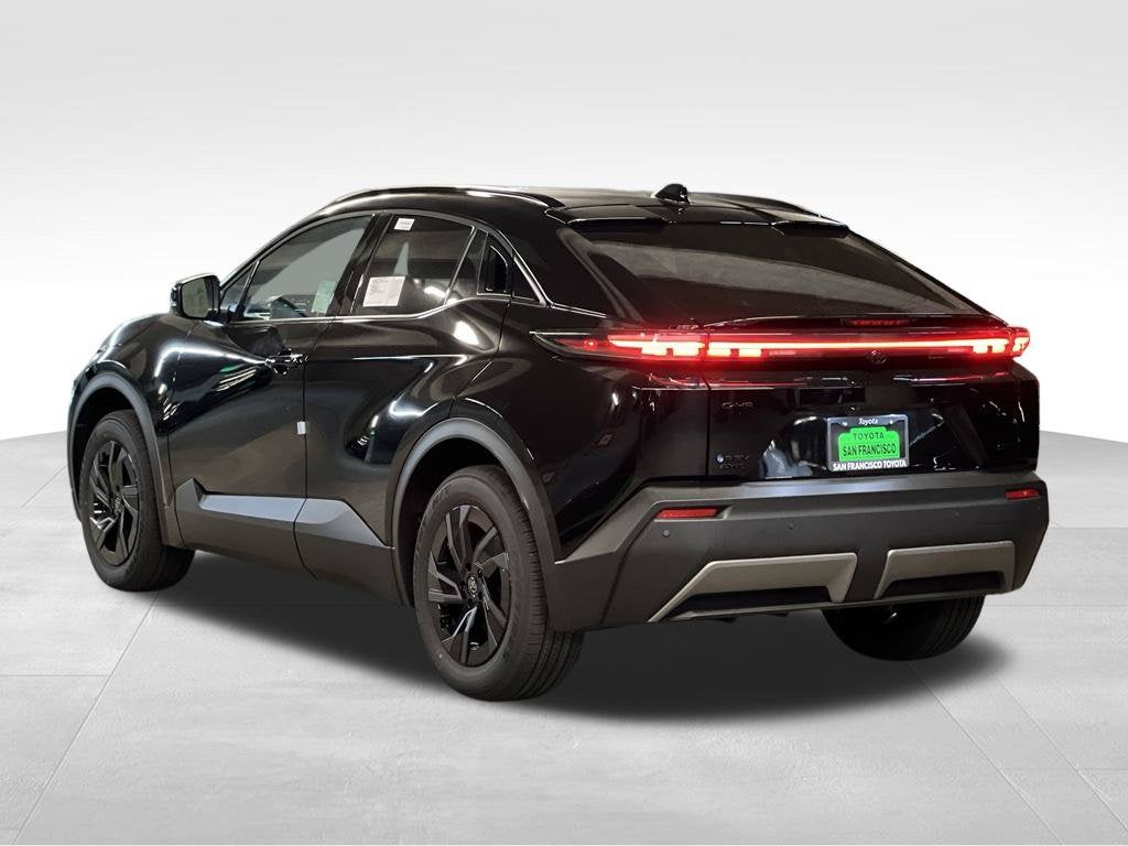 2027 Toyota C-HR SE