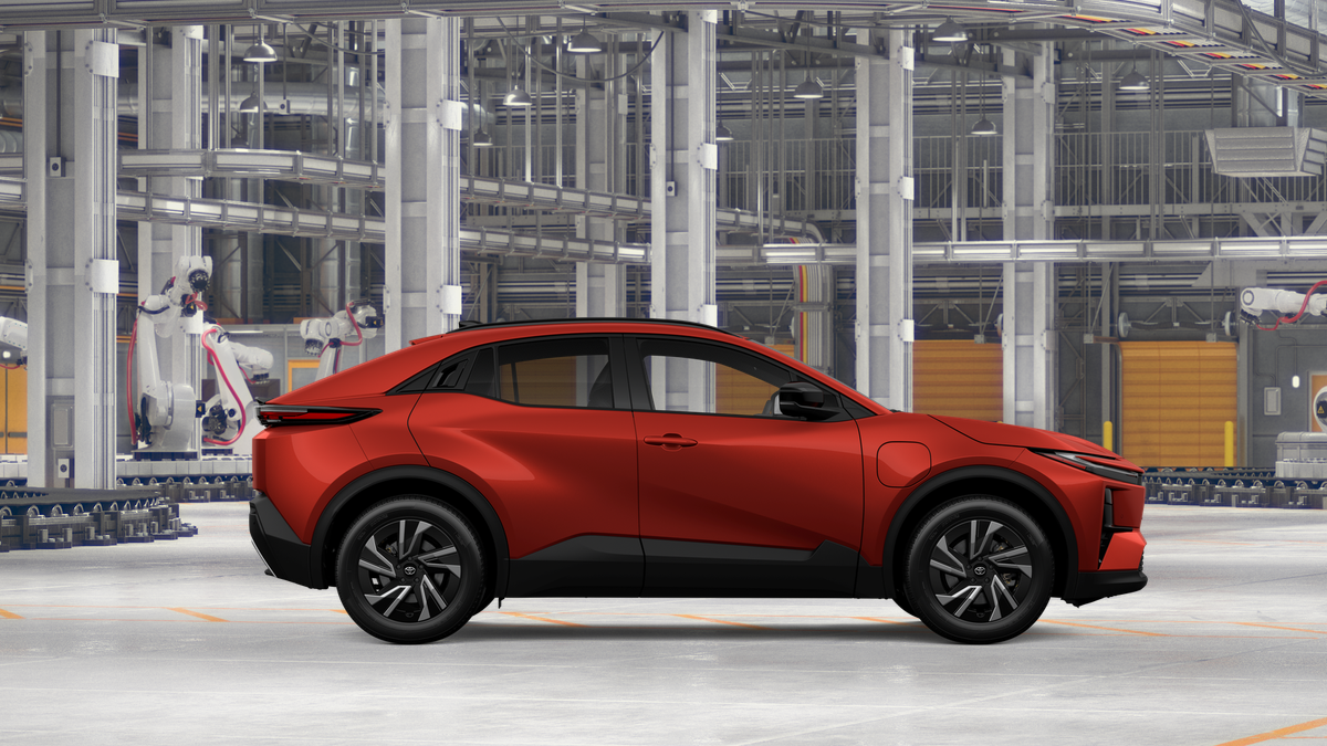 2027 Toyota C-HR SE