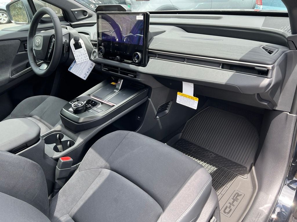 2026 Toyota C-HR XSE