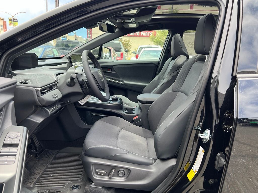 2026 Toyota C-HR XSE