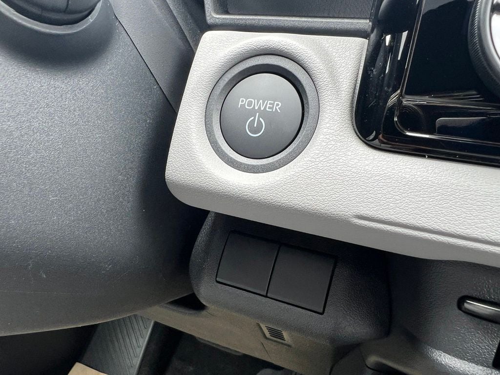 2026 Toyota C-HR XSE