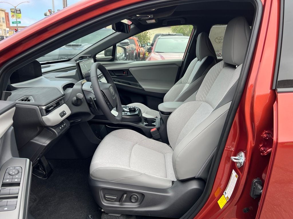 2026 Toyota C-HR XSE