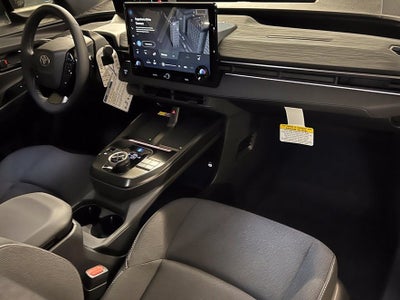 2027 Toyota C-HR SE