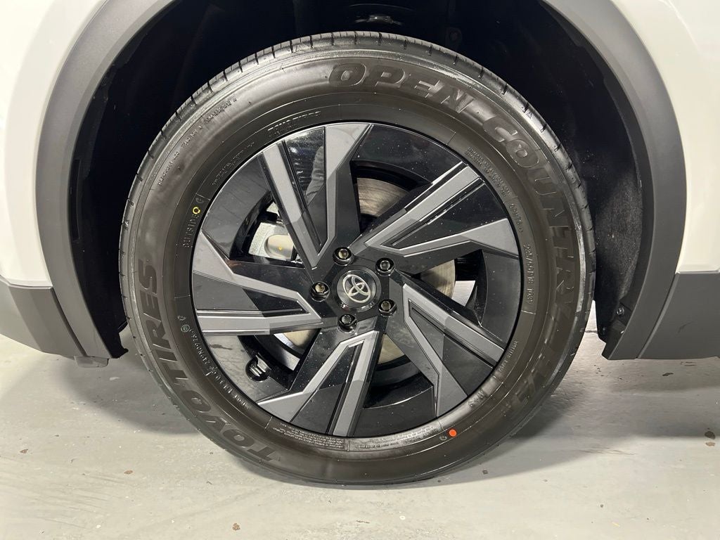 2026 Toyota C-HR SE