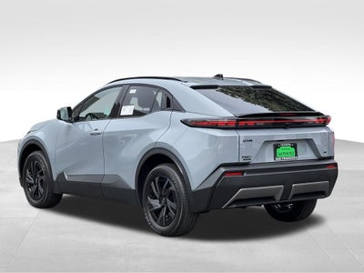 2026 Toyota C-HR SE