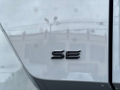 2026 Toyota C-HR SE