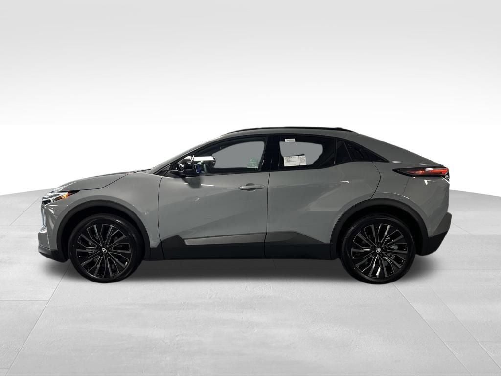 2026 Toyota C-HR XSE