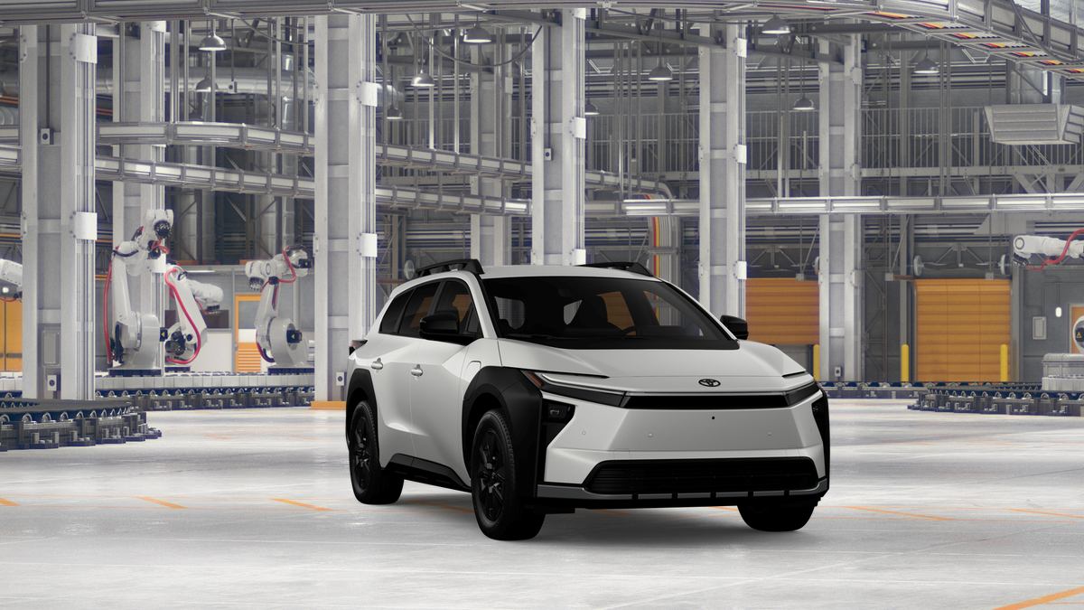 2026 Toyota bZ Woodland Base