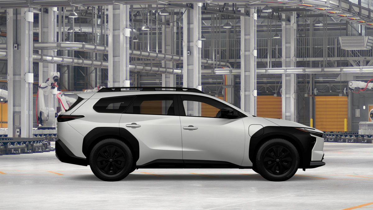 2026 Toyota bZ Woodland Base