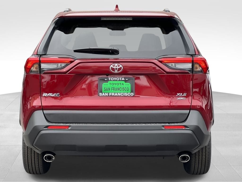 2025 Toyota RAV4 XLE