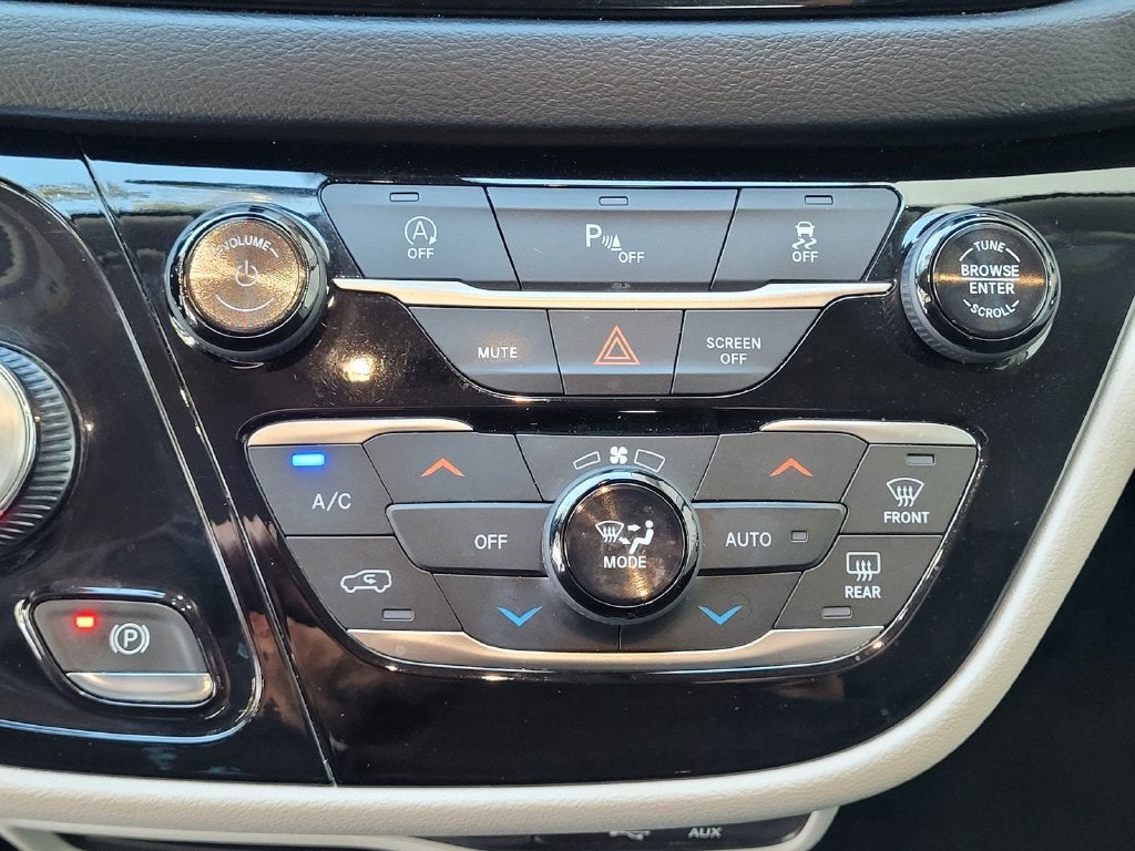 2018 Chrysler Pacifica Touring Plus