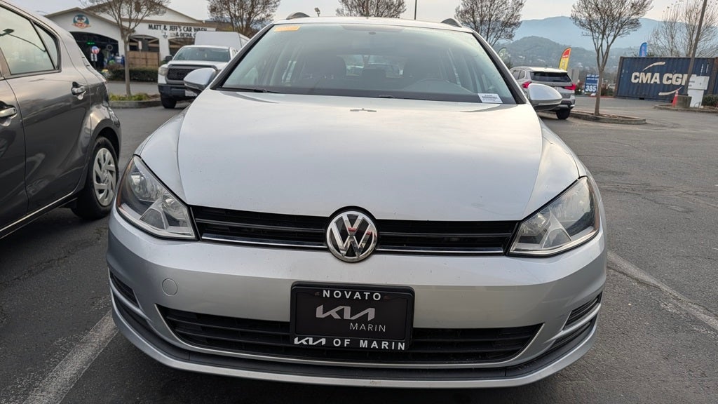 2017 Volkswagen Golf SportWagen S 4Motion