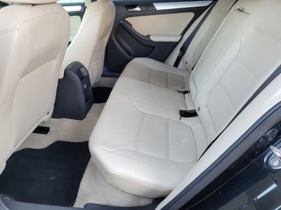 2015 Volkswagen Jetta Hybrid SEL Premium