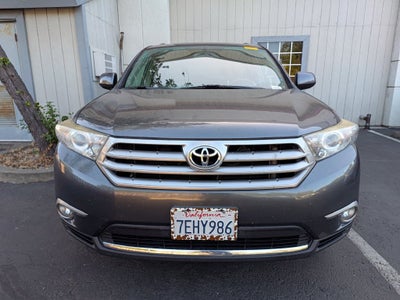 2013 Toyota Highlander SE