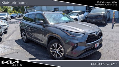 2021 Toyota Highlander Hybrid XLE