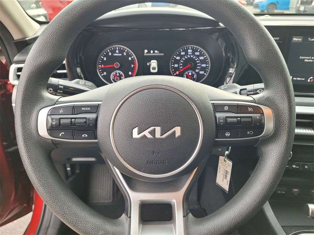 2022 Kia K5 LX