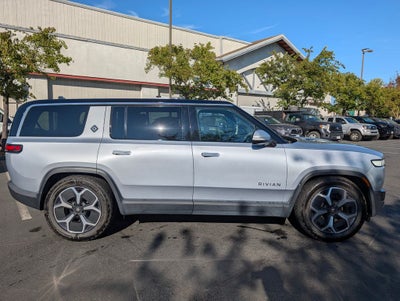2023 Rivian R1S Adventure