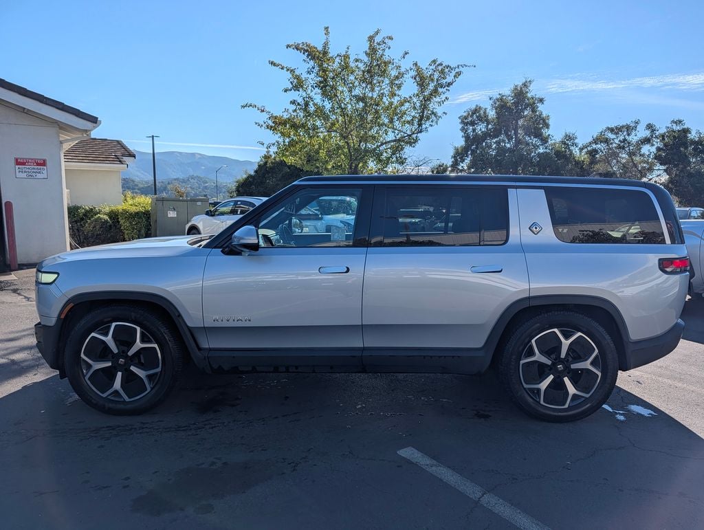 2023 Rivian R1S Adventure