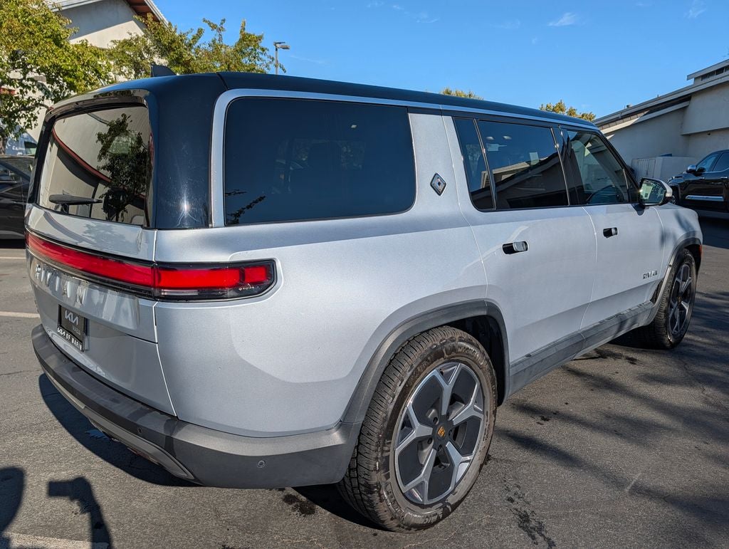 2023 Rivian R1S Adventure